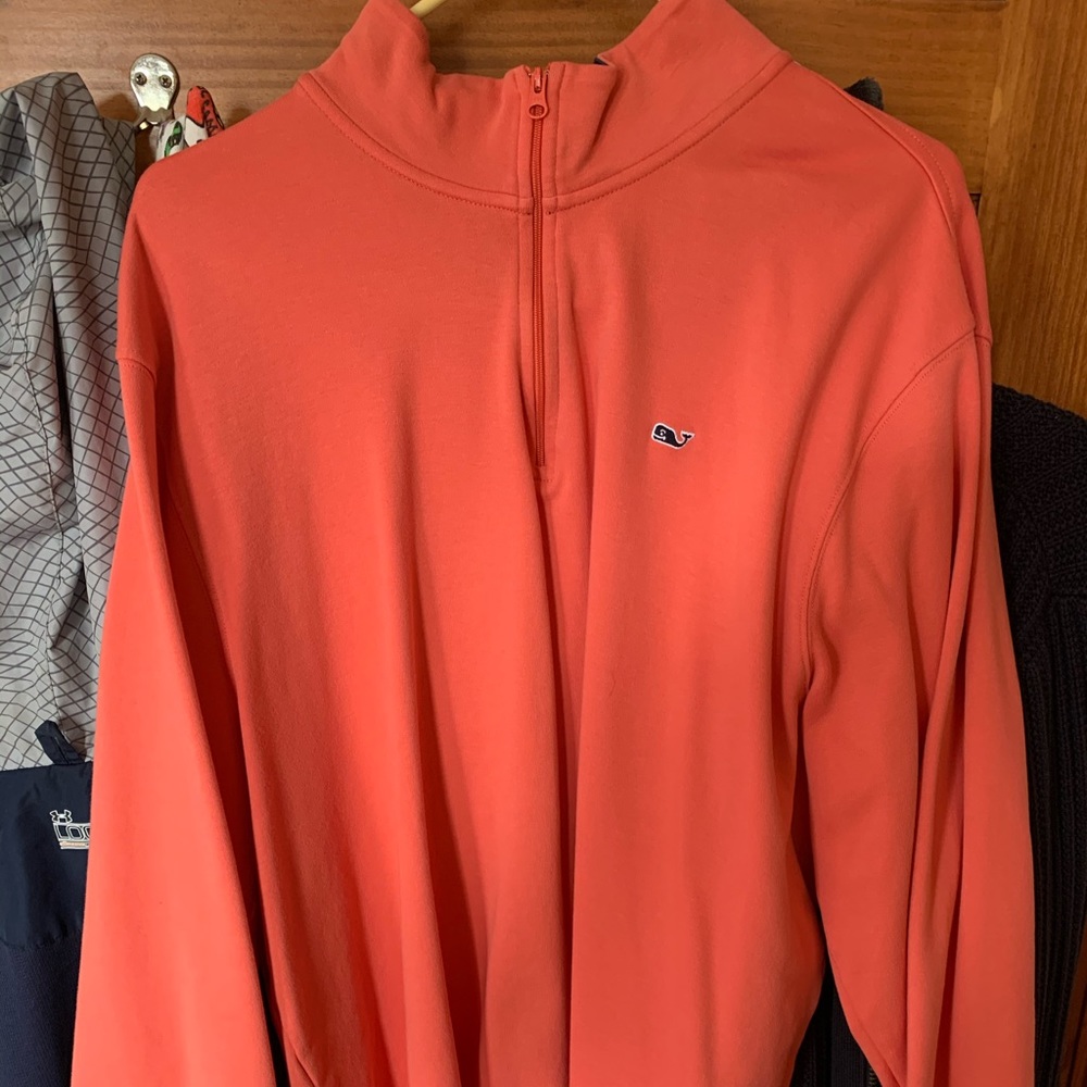 Men’s XL Salmon a Vineyard Vines quarterzip